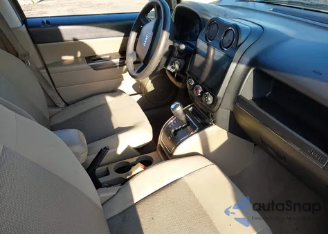 2010 Jeep Compass Sport from USA, damaged, VIN 1J4NF4FB5AD513009